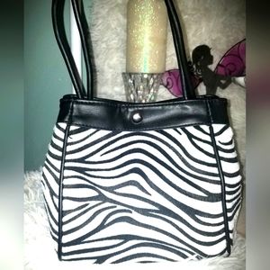 NEW Zebra \ Tiger Bucket Bag